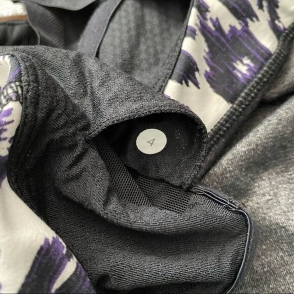 Lululemon Tank Size 4 - Picture 3 of 3